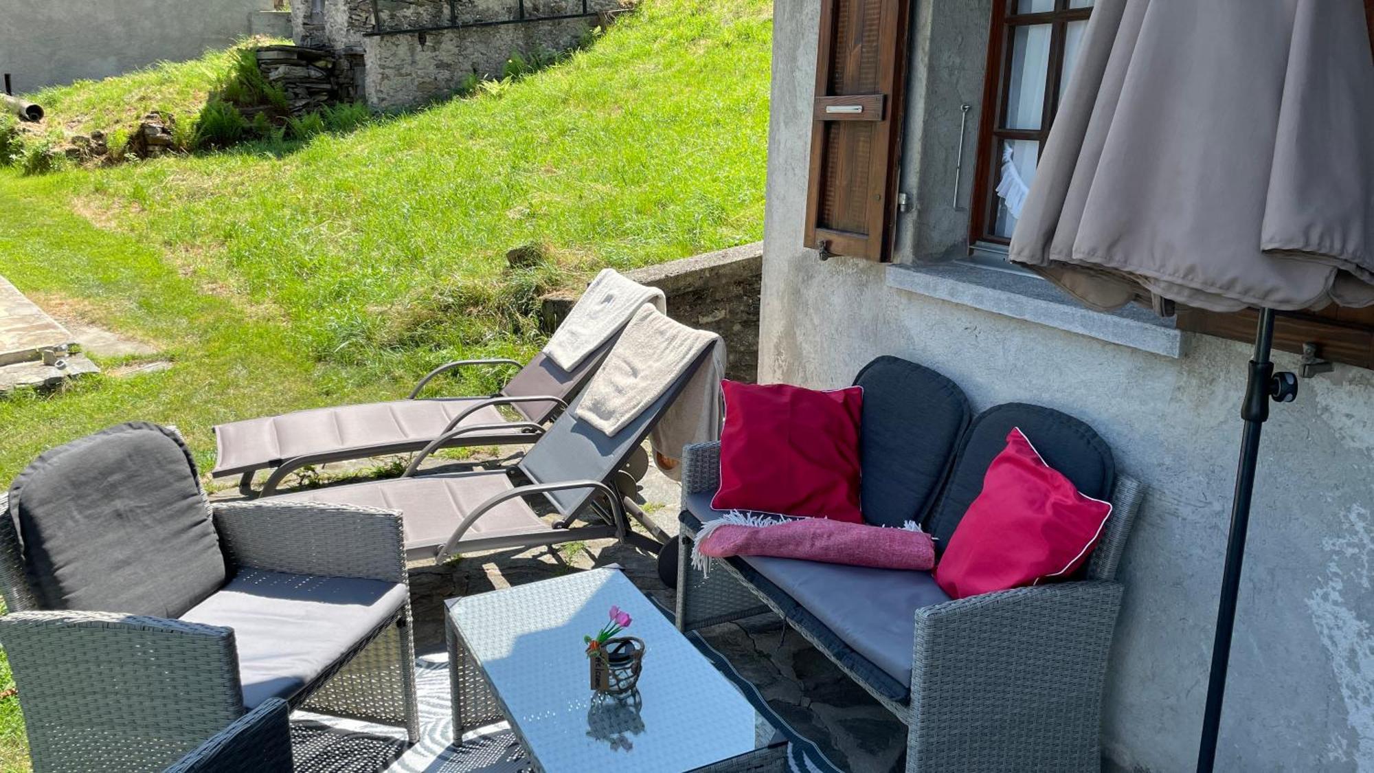Ferienwohnung Rustico Ai Monti Cadenazzo Екстериор снимка